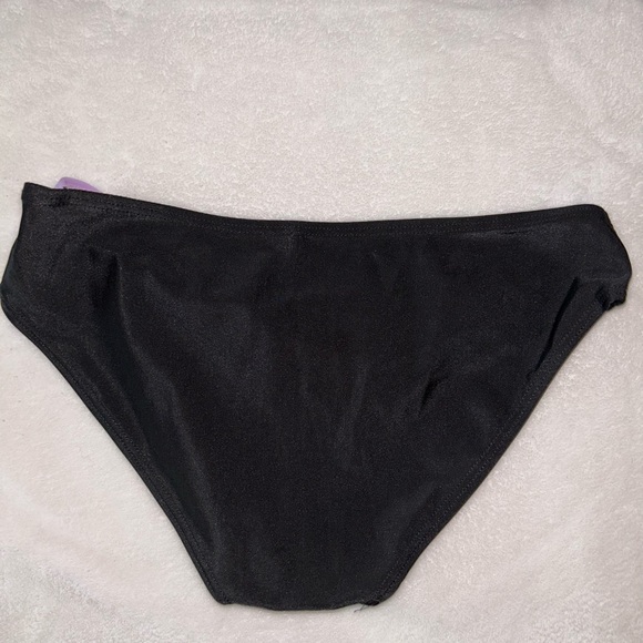 SWIMSUIT - Picture 3 of 6